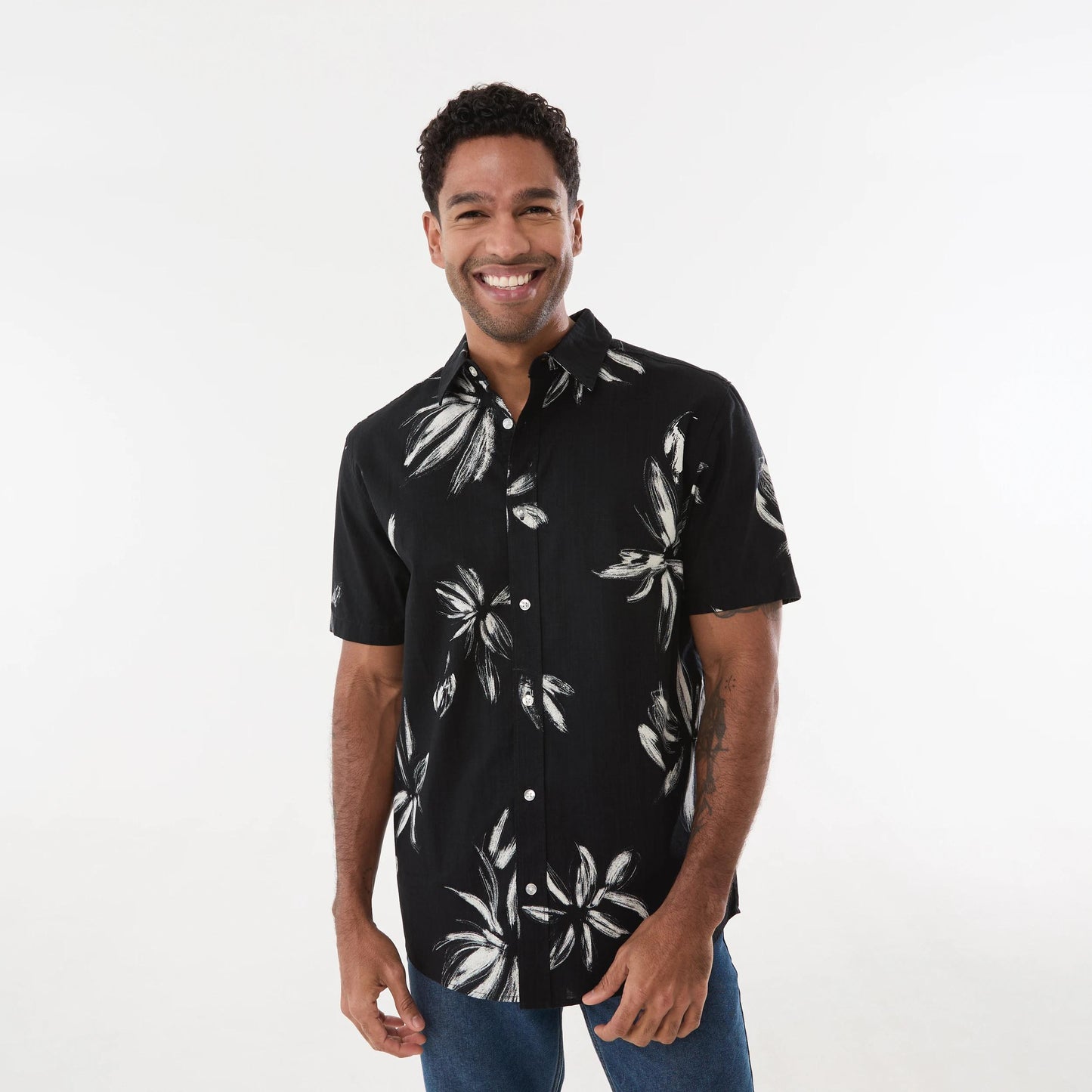 MNA CLOTHING ARTICLE #6751 SHORT SLEEVE TEXTURED SHIRT